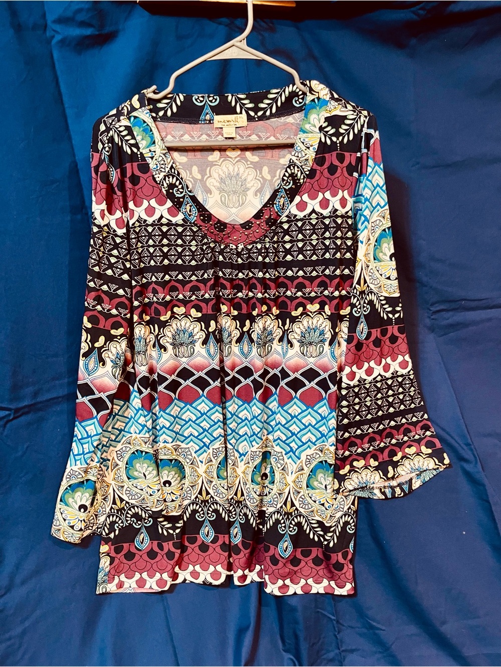 One World XL Boho Paisley V-neck Tunic Top Studded Embellished 3/4 Sleeve
